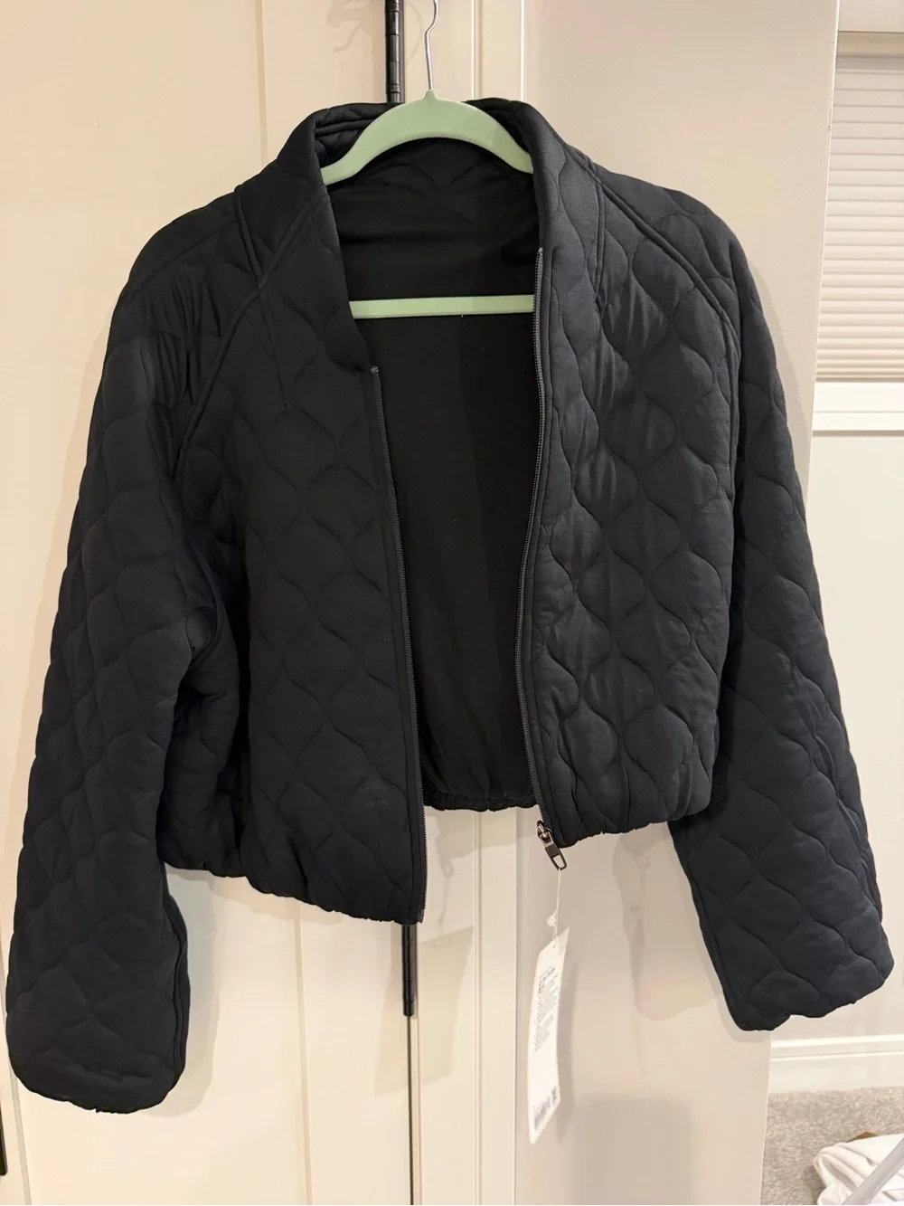 Lululemon NWT Quilted Bomber Jacket Black Size 8